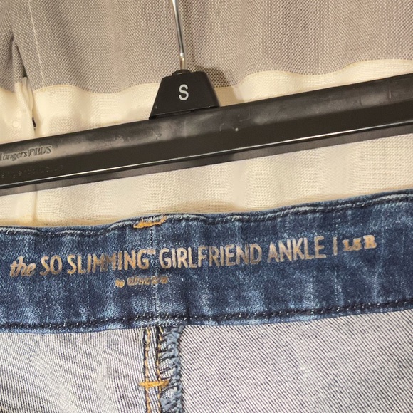 Chicos so sliming girlfriend denim jeans size 1.5 /10 floral embroidery @ankle - Picture 5 of 7